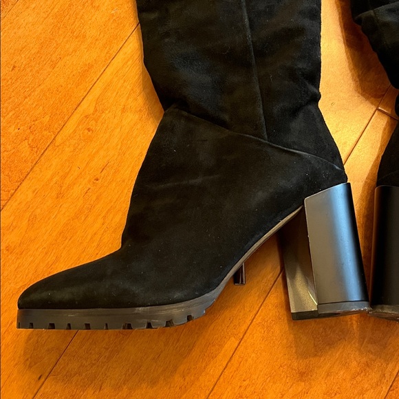 Black suede and shearling lined knee high boots with heels - Picture 16 of 16